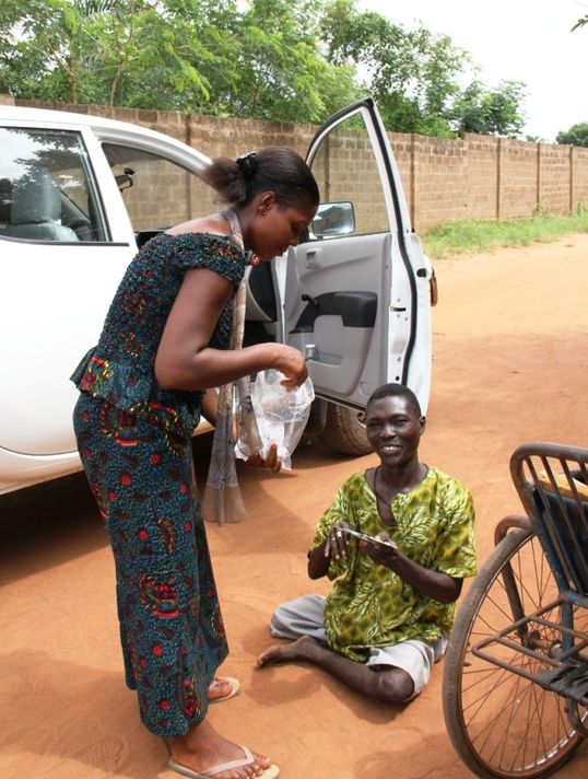 Stern_der_Hoffnung_Benin_Pflege_f_r_alle.Krankenpflege.JPG